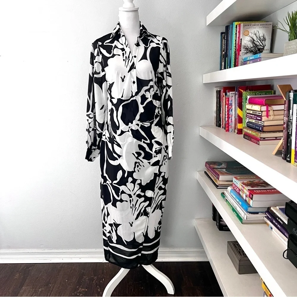 AREA STARS White & Black Sheath Dress, Size Medium